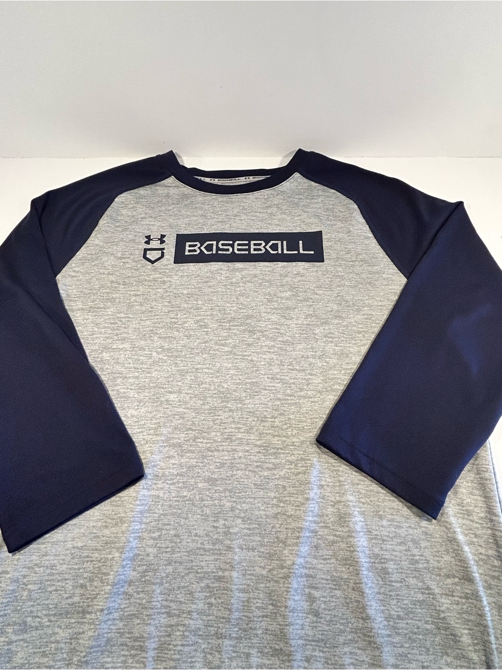 Under Armour Youth XL Baseball Performance Shirt Gray Navy Raglan 3/4 Sleeve